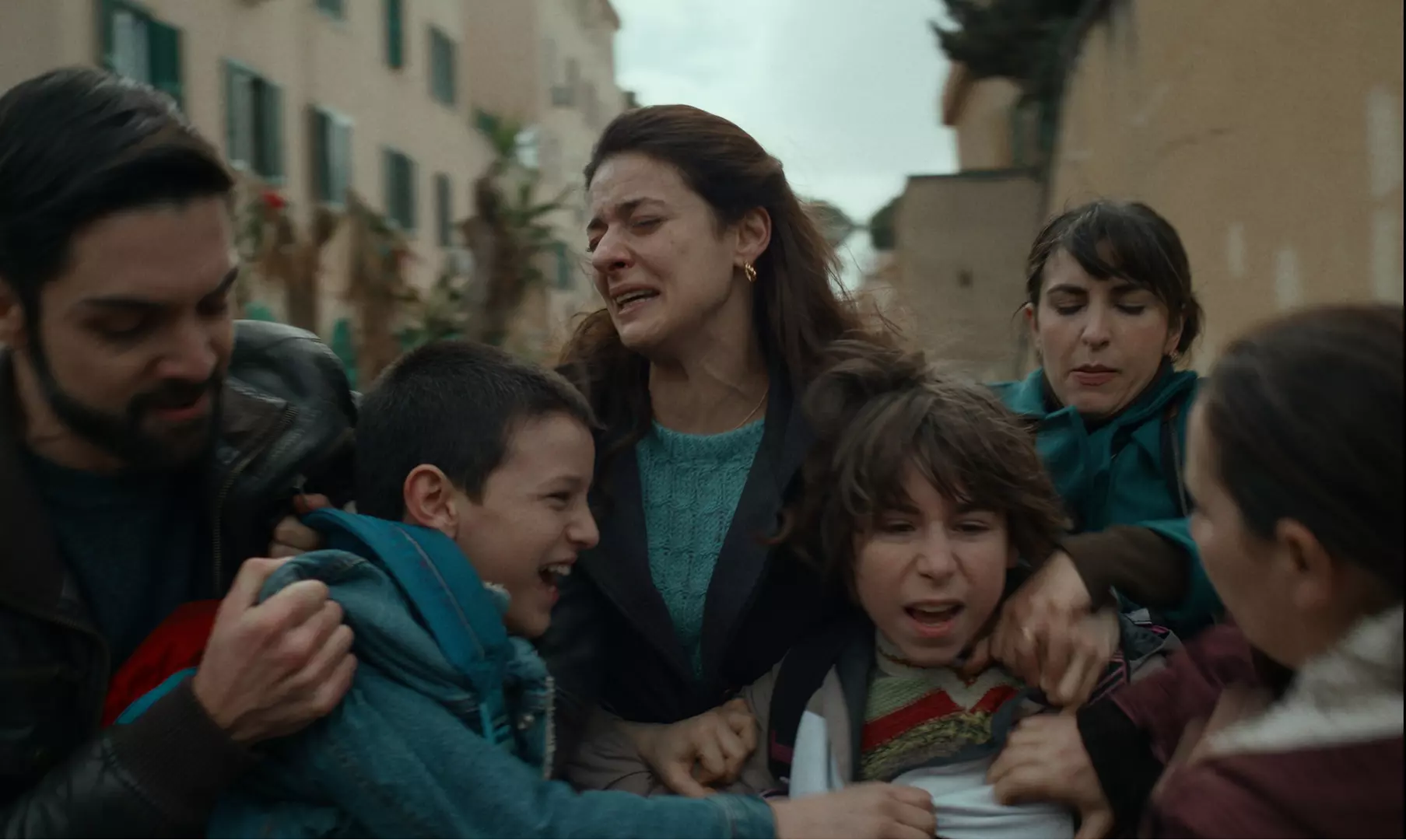 |Crítica| 'Família' (2025) - Dir. Francesco Costabile